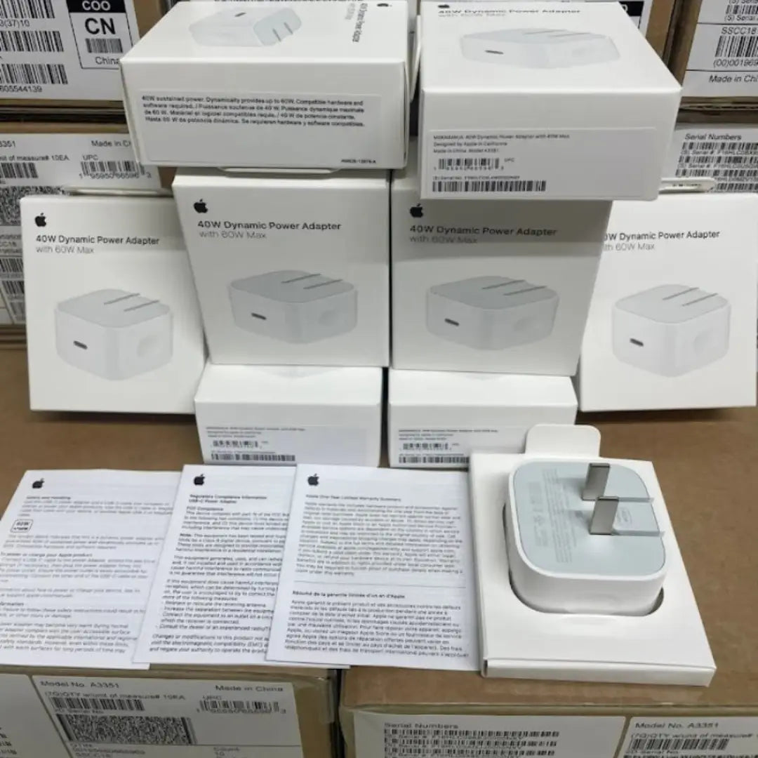 Apple 40W Dynamic Power Adapter with 60W Max 2-Pin (US) 2