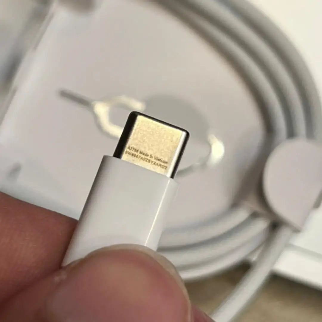 Original USB-C to USB-C Fast Charging Cable for iPhone 2